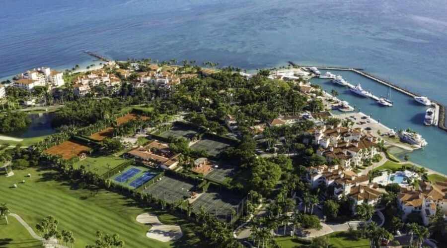An Ultra-Luxe Private Island in Miami